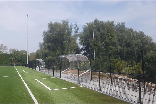 Aanleg kunstgras voetbalveld Ophain - Sportinfrabouw NV